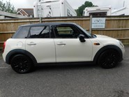 Mini Hatch COOPER 1.5 Pepper Pack Automatic 5dr 2