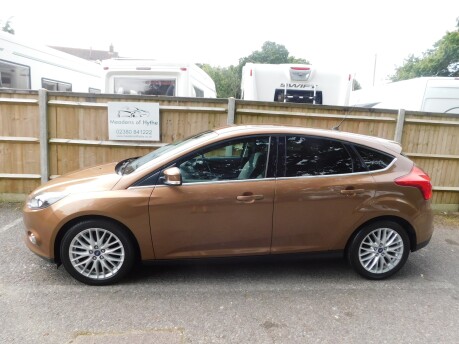 Ford Focus ZETEC 1.0T EcoBoost 5dr 7