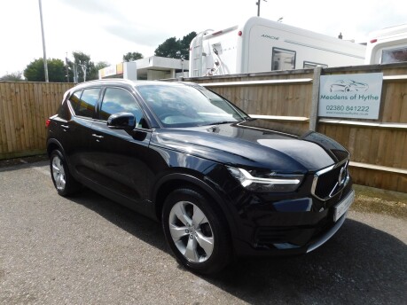 Volvo XC40 2.0 T4 MOMENTUM AWD 5Dr 2