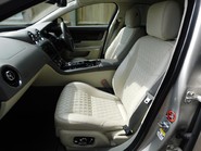 Jaguar XJ 3.0d V6 PORTFOLIO AUTOMATIC 25