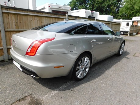 Jaguar XJ 3.0d V6 PORTFOLIO AUTOMATIC 5