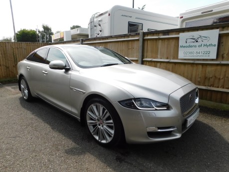 Jaguar XJ 3.0d V6 PORTFOLIO AUTOMATIC 3