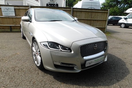 Jaguar XJ 3.0d V6 PORTFOLIO AUTOMATIC