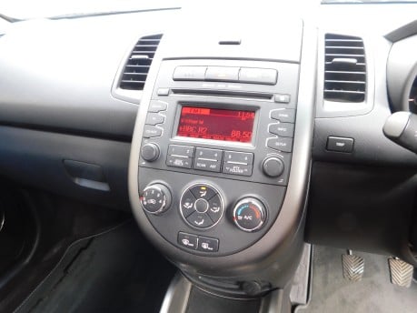 Kia Soul 1.6 GDI 2 5 Dr 15