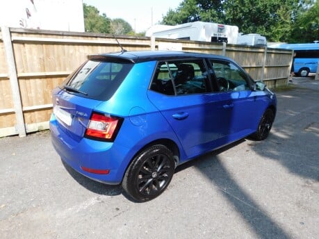 Skoda Fabia COLOUR EDITION TSI 5 Dr 4