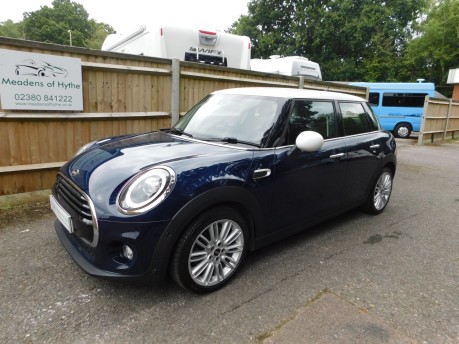 Mini Hatch COOPER 1.5 Chilli Pack 5dr 8