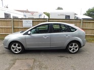 Ford Focus 2.0 TITANIUM 5 Door 7