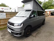 Volkswagen Transporter Campervan 2 Berth 2.0 TDI HIGHLINE 1