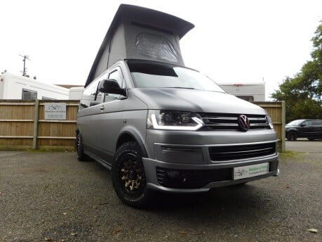 Volkswagen Transporter Campervan 2 Berth 2.0 TDI HIGHLINE 8