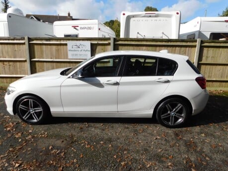 BMW 1 Series 116D SPORT 5dr 7