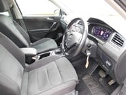 Volkswagen Tiguan SEL 2.0 TDI DSG AUTOMATIC 5dr 21