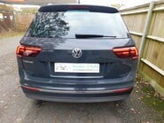 Volkswagen Tiguan SEL 2.0 TDI DSG AUTOMATIC 5dr 5