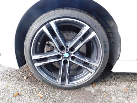 BMW 1 Series 118I M SPORT 5dr 15