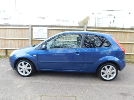 Ford Fiesta 1.2 ZETEC CLIMATE 16V 3 Dr 7