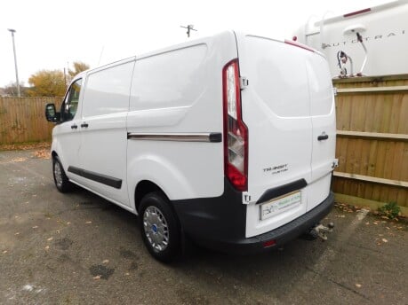 Ford Transit Custom 290 TREND 2.0 TDCi L1 H1 Panel Van 6