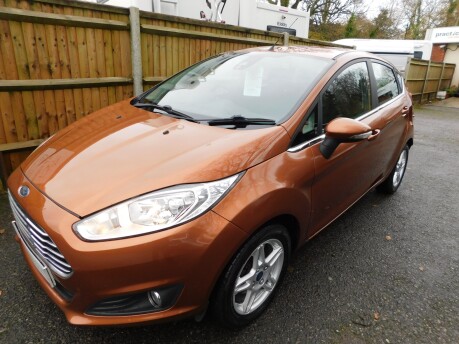 Ford Fiesta 1.0 EcoBoost ZETEC 5Dr 8