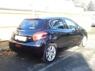 Peugeot 208 FELINE 1.6 E-HDI 5dr 4