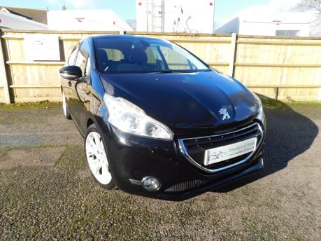 Peugeot 208 FELINE 1.6 E-HDI 5dr 1