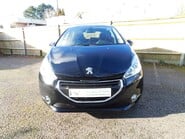 Peugeot 208 FELINE 1.6 E-HDI 5dr 9