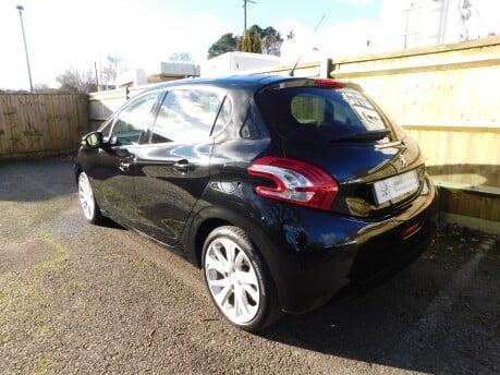 Peugeot 208 FELINE 1.6 E-HDI 5dr 6