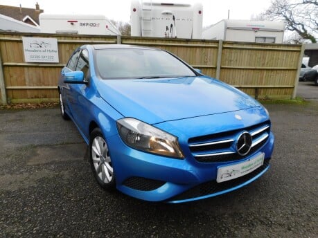 Mercedes-Benz A Class A180 CDI BLUEEFFICIENCY SE 5 Dr 1