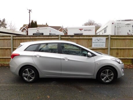 Hyundai i30 Tourer 1.6 SE Automatic 3