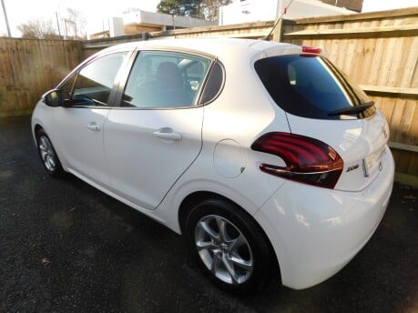 Peugeot 208 1.2 PURETECH ACTIVE 5Dr 6