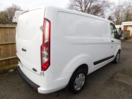 Ford Transit Custom 300 TREND 2.0 TDCi ECOBLUE PANEL VAN 4