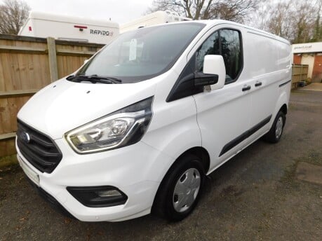 Ford Transit Custom 300 TREND 2.0 TDCi ECOBLUE PANEL VAN 8