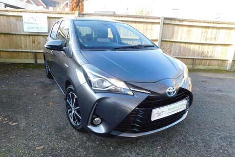 Toyota Yaris 1.5 VVT-I ICON TECH HYBRID CVT AUTOMATIC 5dr