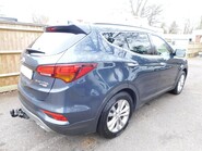 Hyundai SANTA FE 2.2 CRDI PREMIUM BLUE DRIVE7 SEAT 4WD 5dr 4