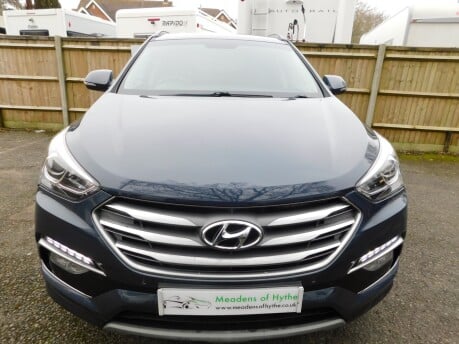 Hyundai SANTA FE 2.2 CRDI PREMIUM BLUE DRIVE7 SEAT 4WD 5dr 9