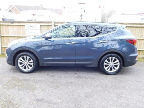 Hyundai SANTA FE 2.2 CRDI PREMIUM BLUE DRIVE7 SEAT 4WD 5dr 7