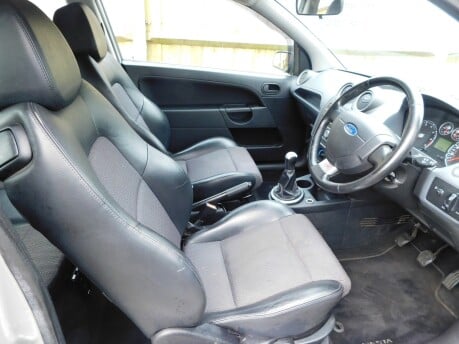 Ford Fiesta 1.2 STYLE CLIMATE 16V 3 Dr 12