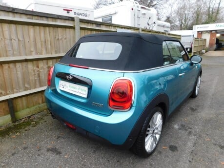 Mini Convertible COOPER 1.5 Chilli Pack 11