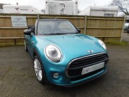 Mini Convertible COOPER 1.5 Chilli Pack 1