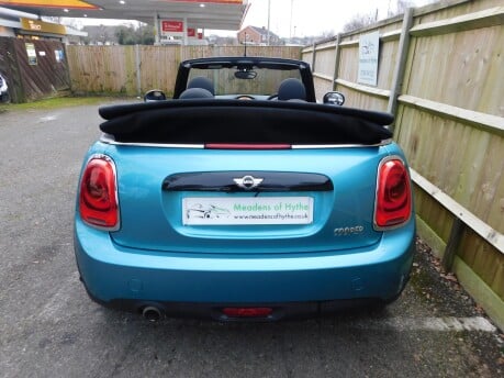 Mini Convertible COOPER 1.5 Chilli Pack 5