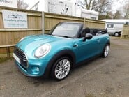 Mini Convertible COOPER 1.5 Chilli Pack 8