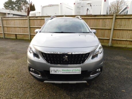 Peugeot 2008 1.2 PURETECH ALLURE PREMIUM 5dr 8