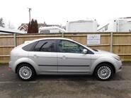 Ford Focus 1.6 TITANIUM 5dr 3
