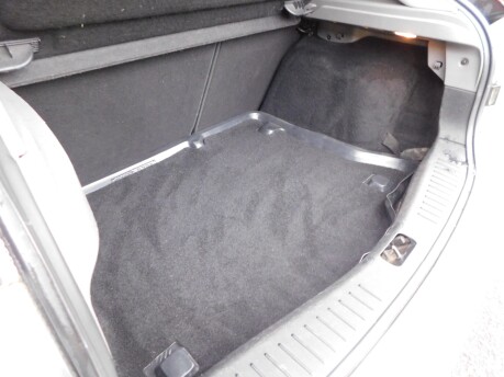 Ford Focus 1.6 TITANIUM 5dr 18