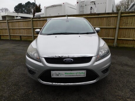 Ford Focus 1.6 TITANIUM 5dr 9