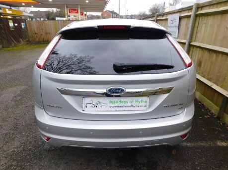 Ford Focus 1.6 TITANIUM 5dr 5
