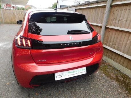 Peugeot 208 1.2 PURETECH GT PREMIUM S/S 5dr 5