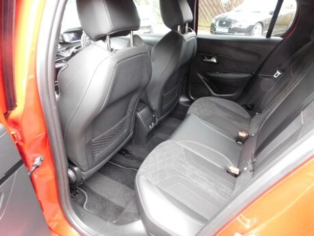 Peugeot 208 1.2 PURETECH GT PREMIUM S/S 5dr 27
