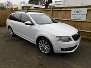 Skoda Octavia LAURIN AND KLEMENT TDI DSG 5 Dr Estate 2