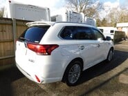 Mitsubishi Outlander 2.4 PHEV 4H PLUG IN HYBRID AUTOMATIC 4