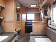 Auto-Sleepers Nuevo ES 4 BERTH PEUGEOT BOXER 2.2 HDI 120 CHASSIS 20