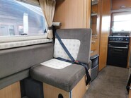Auto-Sleepers Nuevo ES 4 BERTH PEUGEOT BOXER 2.2 HDI 120 CHASSIS 15