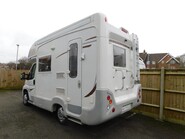 Auto-Sleepers Nuevo ES 4 BERTH PEUGEOT BOXER 2.2 HDI 120 CHASSIS 3